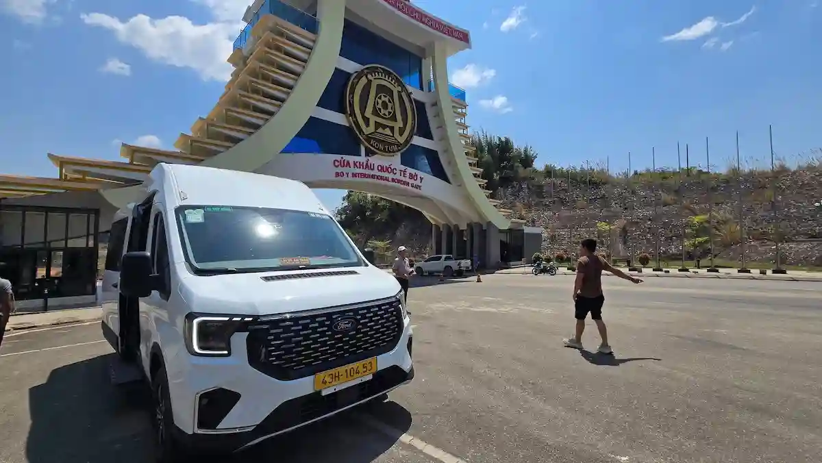 Dịch Vụ Xe 16 Chỗ Bình An Travel